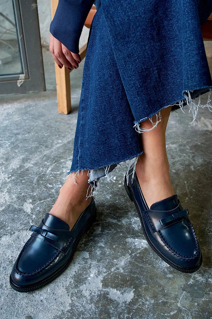Navy Blue Patchwork Loafers with Round Toe and Bow