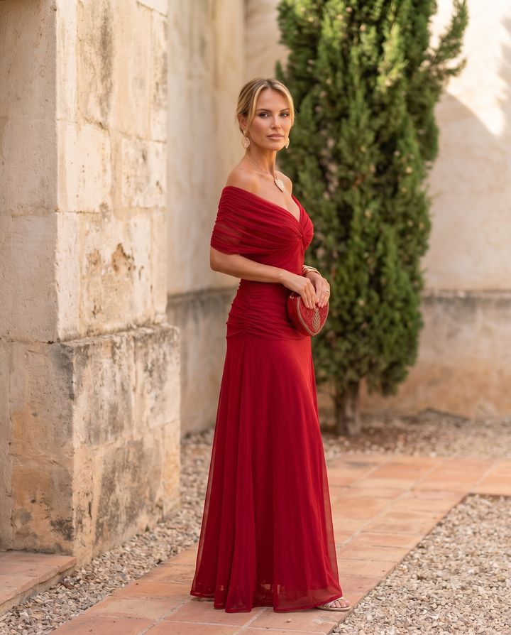 Elegant maxi dress for party with sweetheart neckline