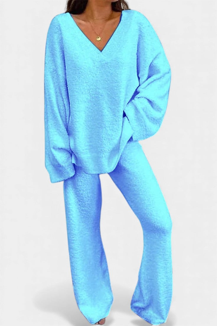 Siléale Cozy V-Neck Two-Piece Daily Outfit