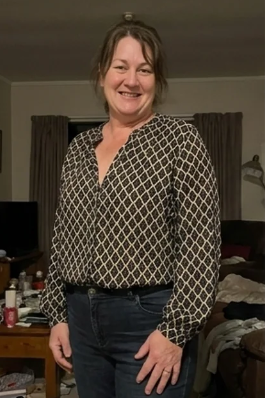 Reference photograph for sample review 5 — demonstration only
